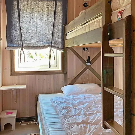 10 Person In Rauland-by Traum *